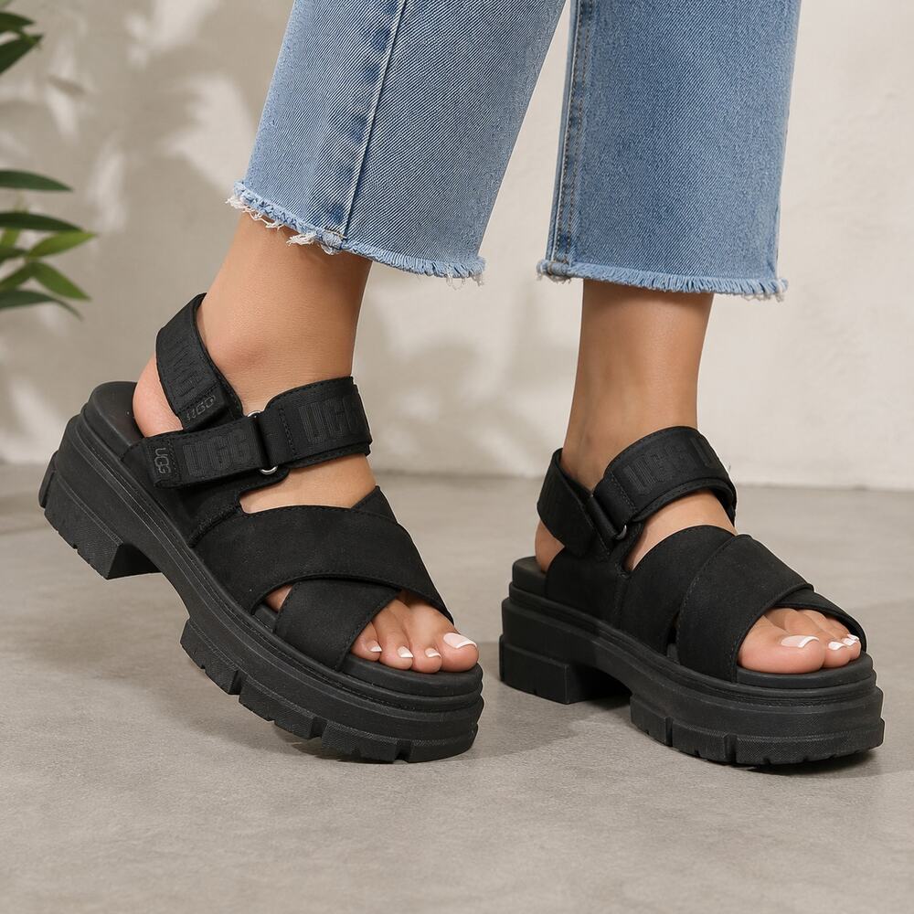 UGG Ashton Slide Black Nubuck Platform Lug Sole Sandals Women's Size 10